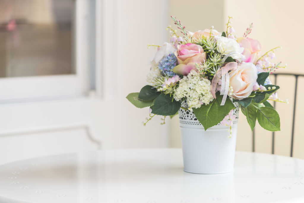 Centros de mesa florales para ocasiones especiales en Floristería Israel Santana